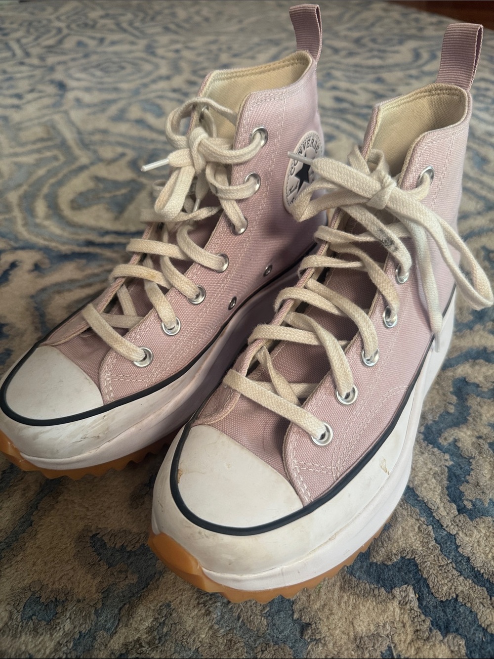 Converse High-Top Sneakers in violet with White Accents